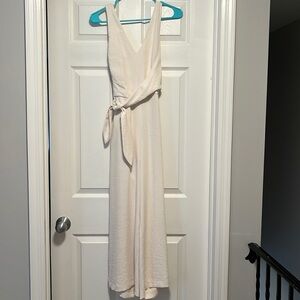 Wilfred size 4 cream cross back jumper